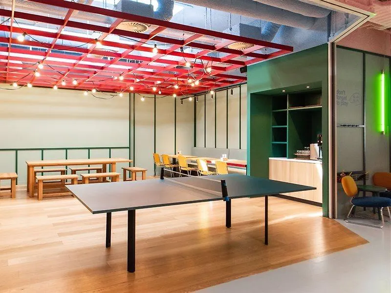***  אמסטרדם Conscious Hotel Vondelpark הולנד