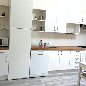 https://wenceslas-central-apartment.praguehotelsweb.com