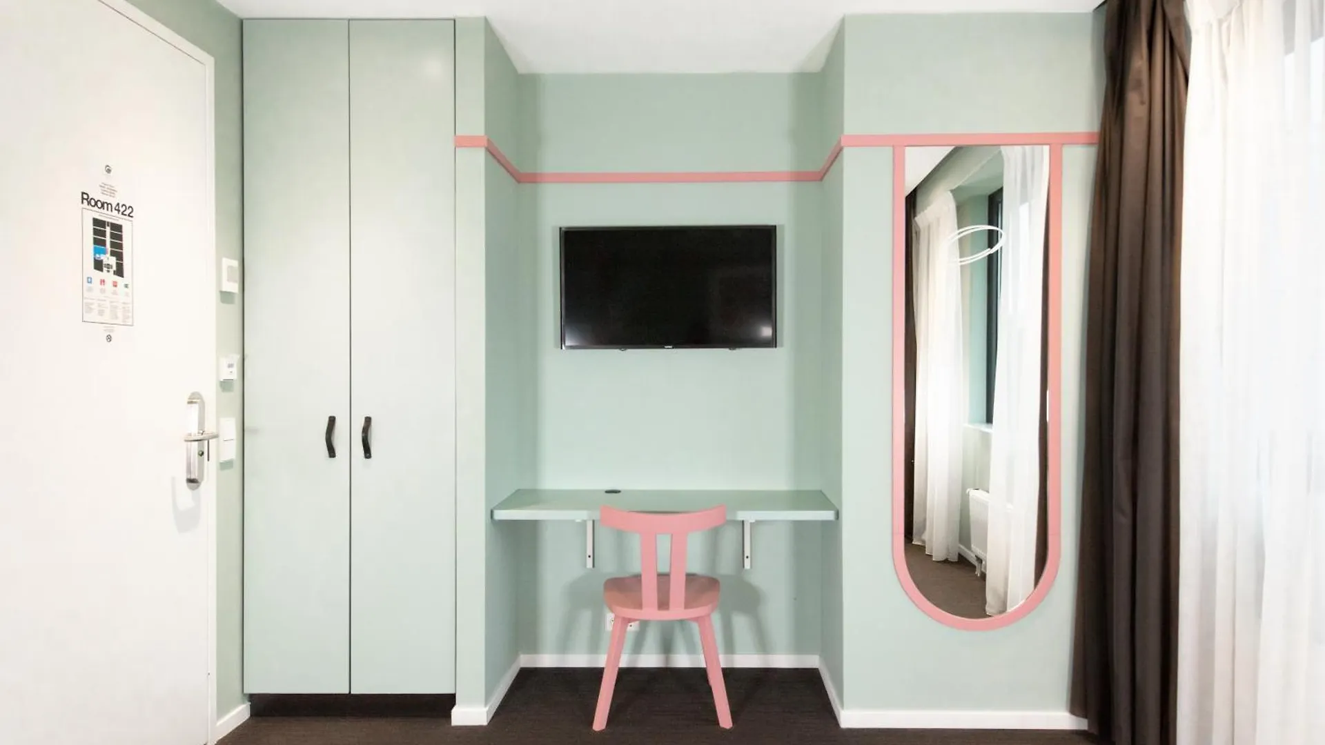 Conscious Hotel Vondelpark Амстердам 3*,